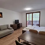 Aparthotel Fatrapark 2 House 3*