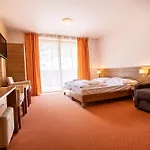Fatrapark 2 House Aparthotel Ruzomberok