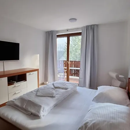 Lägenhetshotell Fatrapark 2 House Ruzomberok