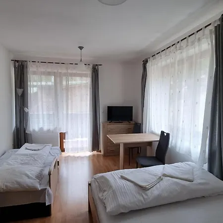 Lägenhetshotell Fatrapark 2 House