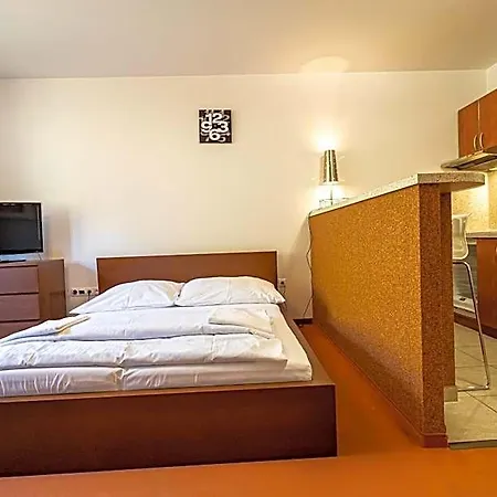 Fatrapark 2 House Aparthotel Ruzomberok