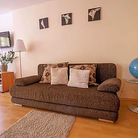 Aparthotel Fatrapark 2 House