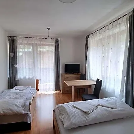 Fatrapark 2 House Aparthotel Ruzomberok