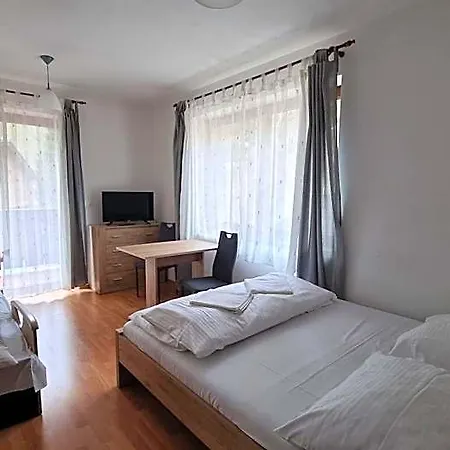 Aparthotel Fatrapark 2 House