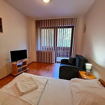 Fatrapark 2 House Aparthotel 3*