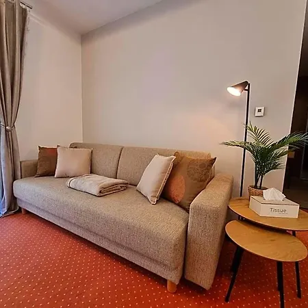 Fatrapark 2 House Aparthotel 3*